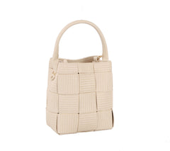 Weaved bucket bag