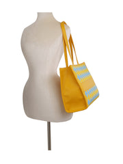 Argyle pattern tote bag