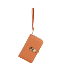Double compartment wristlet wallet