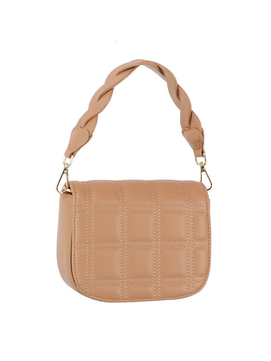 Squared quilted front flap saddle