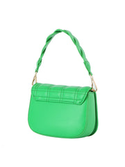 Squared quilted front flap saddle